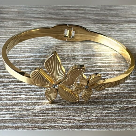 Flower bracelet N450 - Picture 2 of 3